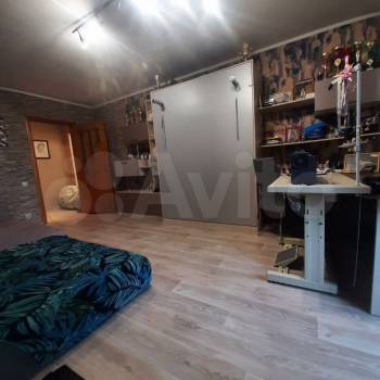 Продается Многокомнатная квартира, 105 м²