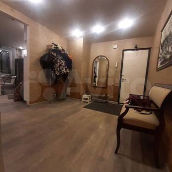 Продается Многокомнатная квартира, 105 м²