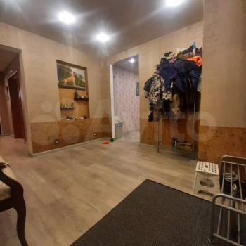 Продается Многокомнатная квартира, 105 м²