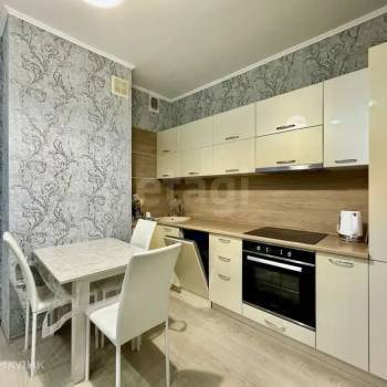 Сдается 2-х комнатная квартира, 60 м²