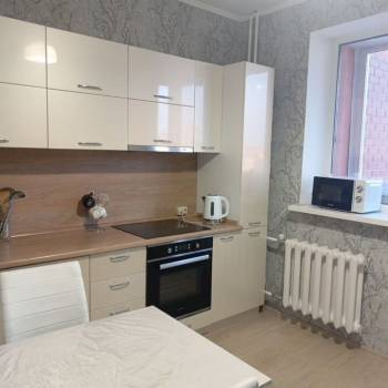 Сдается 2-х комнатная квартира, 60 м²