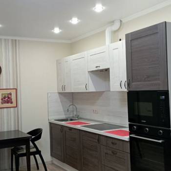 Продается 1-комнатная квартира, 45 м²
