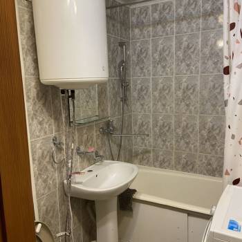 Сдается Многокомнатная квартира, 60 м²