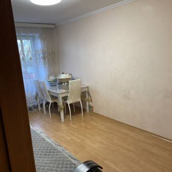 Сдается Многокомнатная квартира, 60 м²