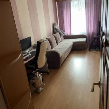 Сдается Многокомнатная квартира, 60 м²
