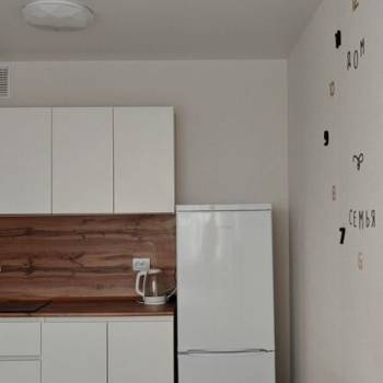 Продается 1-комнатная квартира, 37 м²