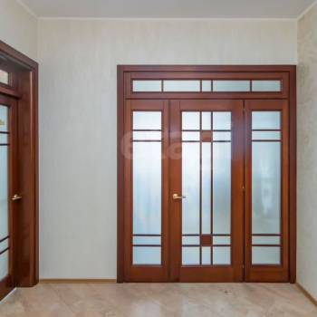 Продается 1-комнатная квартира, 61,2 м²