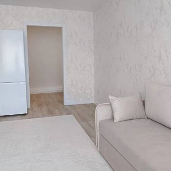 Продается 1-комнатная квартира, 40,3 м²