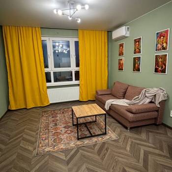 Сдается 1-комнатная квартира, 60 м²
