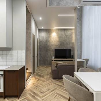 Продается 2-х комнатная квартира, 142,4 м²