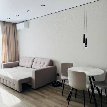 Сдается 1-комнатная квартира, 45 м²