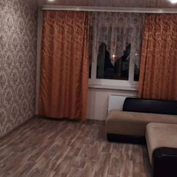 Сдается 2-х комнатная квартира, 65 м²
