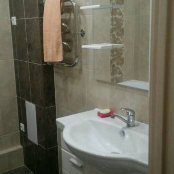 Сдается 2-х комнатная квартира, 65 м²
