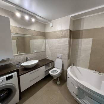 Продается 2-х комнатная квартира, 65,3 м²