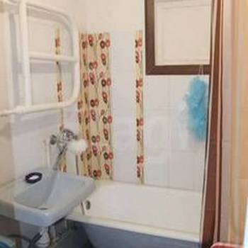 Сдается 1-комнатная квартира, 32 м²