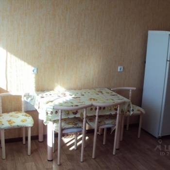 Сдается 1-комнатная квартира, 38 м²
