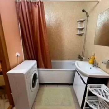 Сдается 1-комнатная квартира, 32 м²