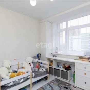 Продается 1-комнатная квартира, 40 м²