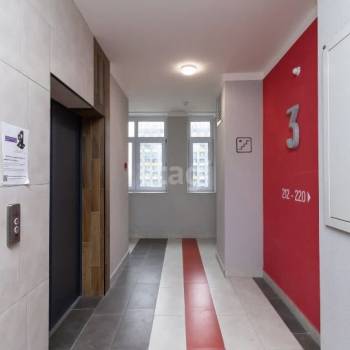 Продается 1-комнатная квартира, 40 м²