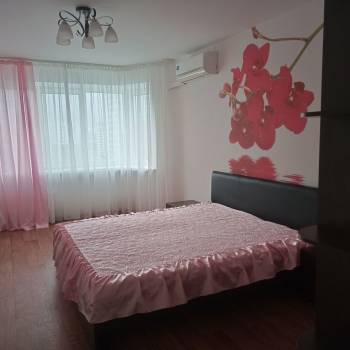 Продается 2-х комнатная квартира, 73,8 м²