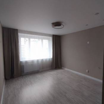 Продается 1-комнатная квартира, 39 м²