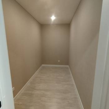 Продается 1-комнатная квартира, 39 м²