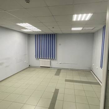 Сдается Нежилое помещение, 130,1 м²