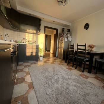 Продается 2-х комнатная квартира, 72,1 м²