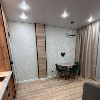 Продается 1-комнатная квартира, 38 м²