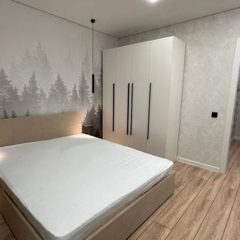 Продается 1-комнатная квартира, 38 м²