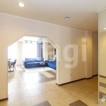 Продается 2-х комнатная квартира, 89,3 м²
