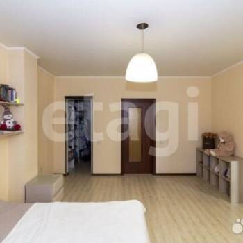 Продается 2-х комнатная квартира, 89,3 м²
