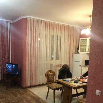 Сдается 1-комнатная квартира, 50 м²