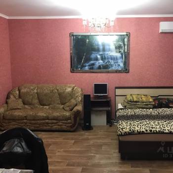 Сдается 1-комнатная квартира, 50 м²