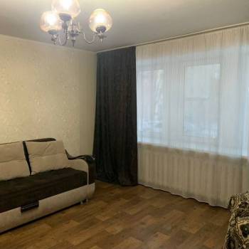 Сдается 2-х комнатная квартира, 72 м²