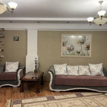 Сдается 2-х комнатная квартира, 87,8 м²