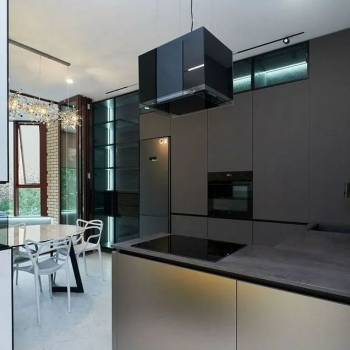 Сдается 2-х комнатная квартира, 79,7 м²