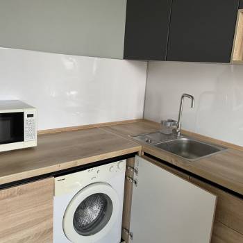 Сдается 1-комнатная квартира, 39 м²