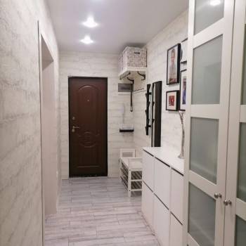 Продается Многокомнатная квартира, 82 м²