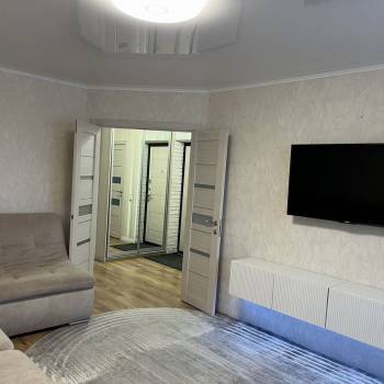 Продается 2-х комнатная квартира, 56 м²