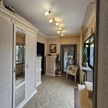 Продается Дом, 202 м²
