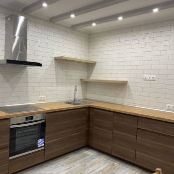 Сдается 2-х комнатная квартира, 70 м²