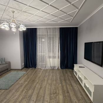 Сдается 2-х комнатная квартира, 70 м²
