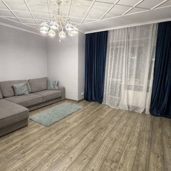 Сдается 2-х комнатная квартира, 70 м²