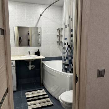 Сдается 1-комнатная квартира, 42 м²