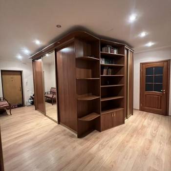 Сдается 2-х комнатная квартира, 90 м²