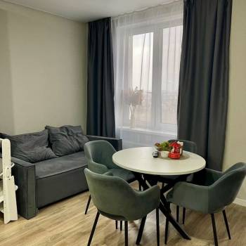 Продается 1-комнатная квартира, 41 м²