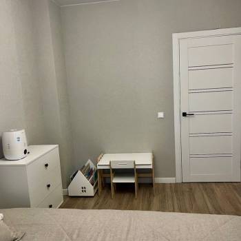 Продается 1-комнатная квартира, 41 м²