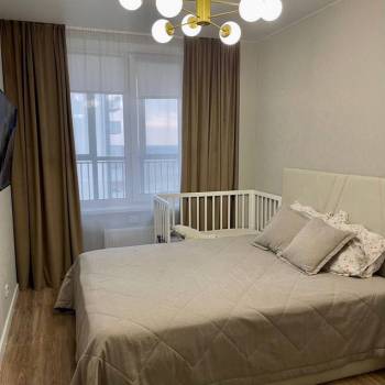 Продается 1-комнатная квартира, 41 м²