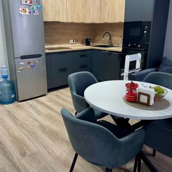 Продается 1-комнатная квартира, 41 м²